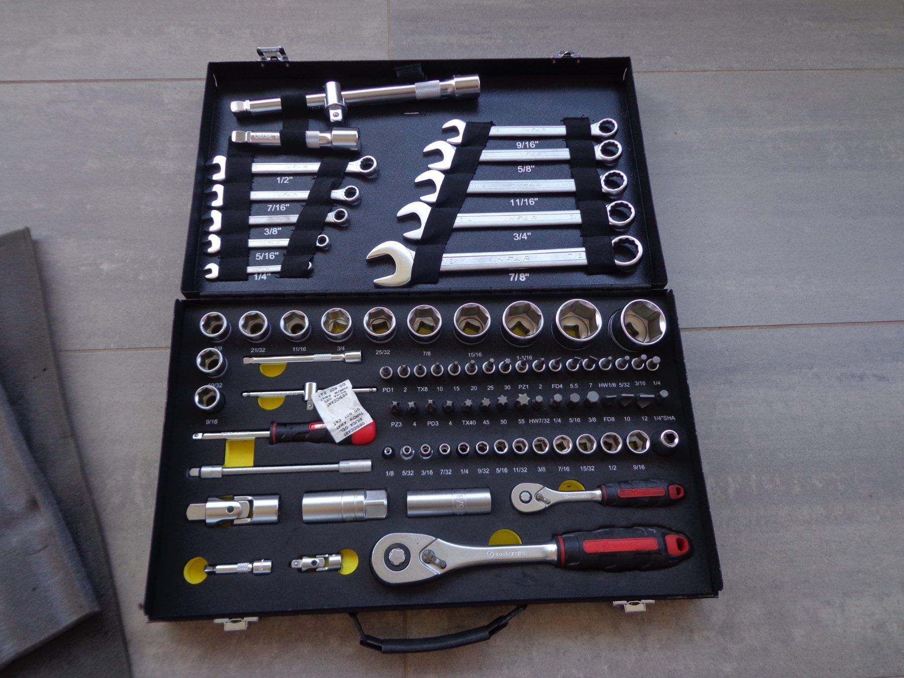 Tutti gli attrezzi: Zoll Toolcraft Werkzeug set Z-782 – Nuovo (secondo la descrizione) da Camorino venduto da Dibi7