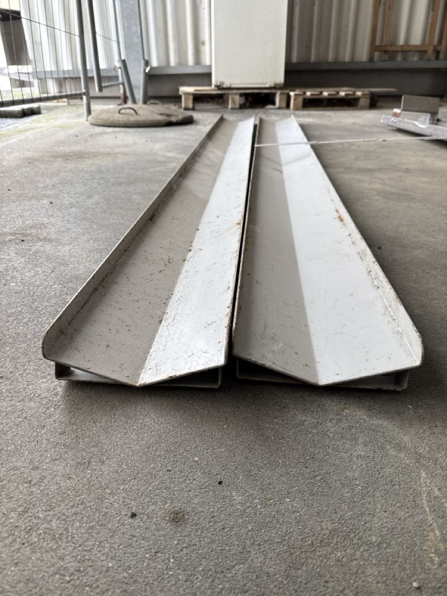 Rampe di accesso: Motorradrampen 2 Stk. – Usato da Buochs venduto da 18-84 1