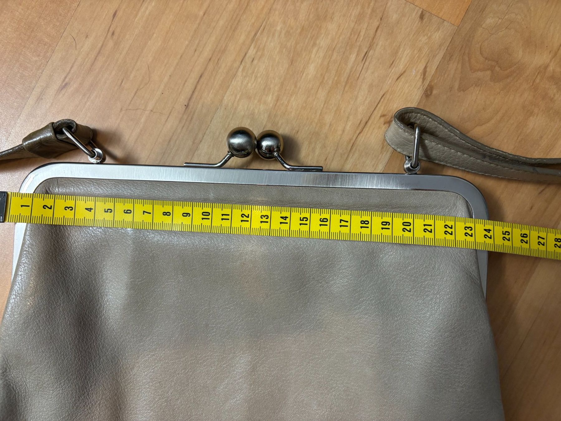 Sacs femmes: Vintage-Ledertasche VOLKER LANG – D'occasion à Willisau par ani_gtk8 1