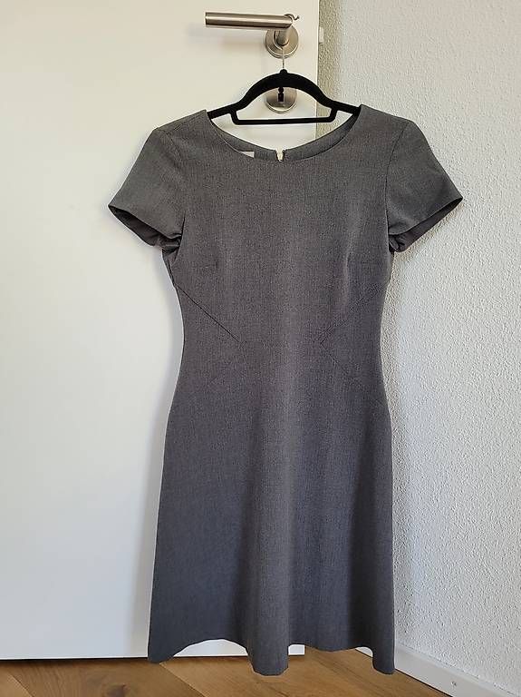Vestiti: Kleid von Stefanel – Usato da Rebstein venduto da cla_9rxm