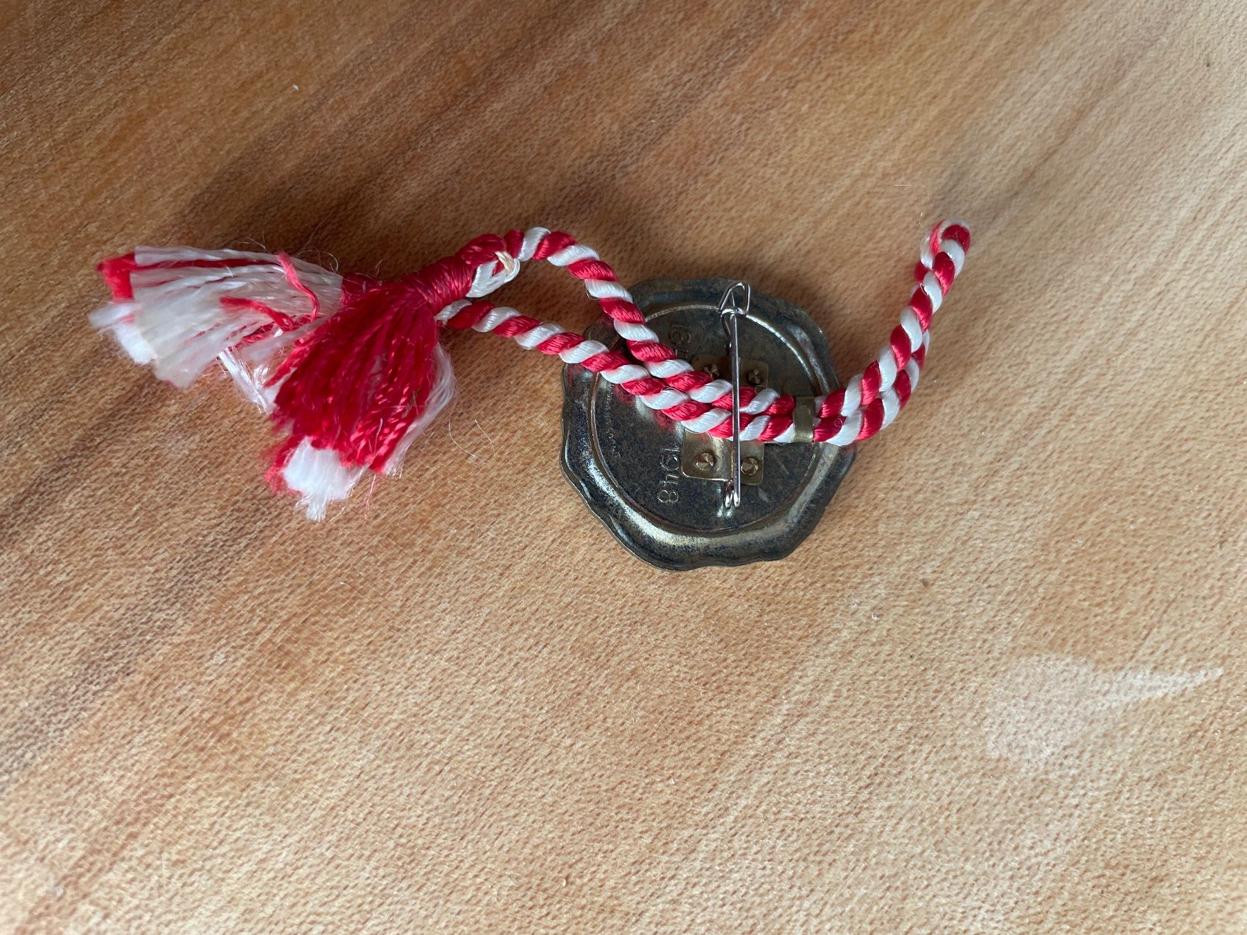 Spille & Fermagli: 1. August Abzeichen/Brosche 1948, 100 Jahr Eidgenossenschaft – Usato da Köniz venduto da kupu-kupu 1