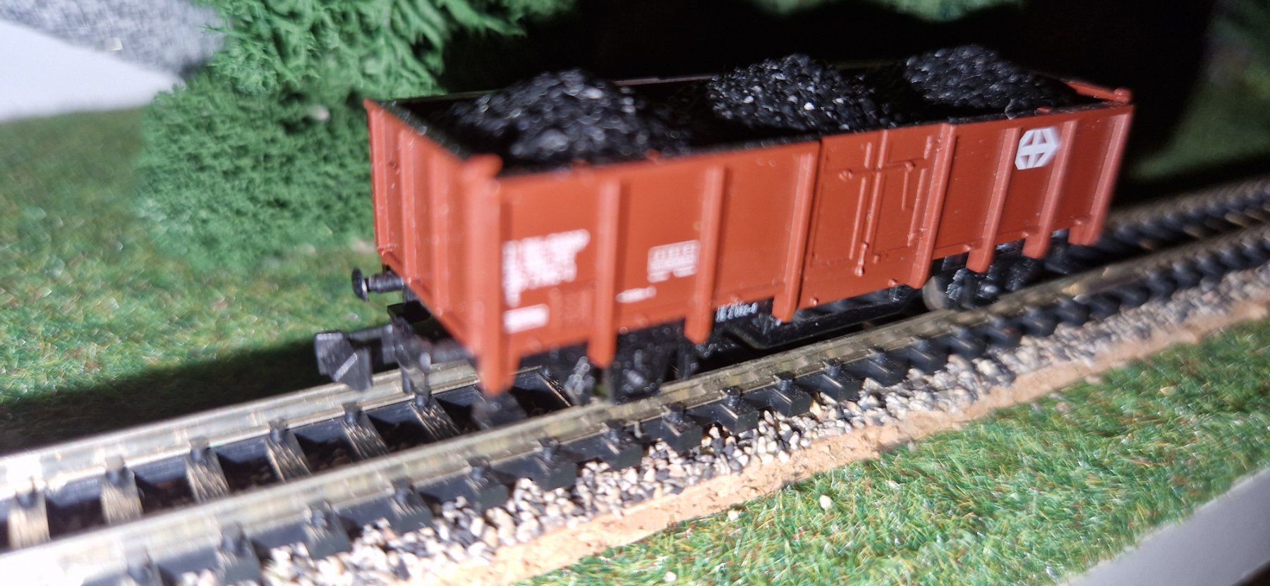 Trix Modellini di ferrovie: Minitrix SBB Güterwaggon mit Kohle Spur N – Usato da Unterengstringen venduto da Kab81 2