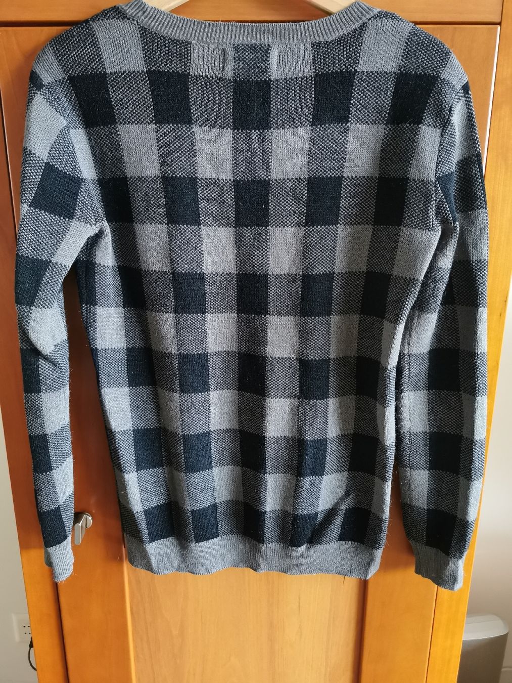 C&A Maglioni & Felpe: Karierter Pullover Gr. XS schwarz/grau – Usato da Adliswil venduto da coconut1289 1