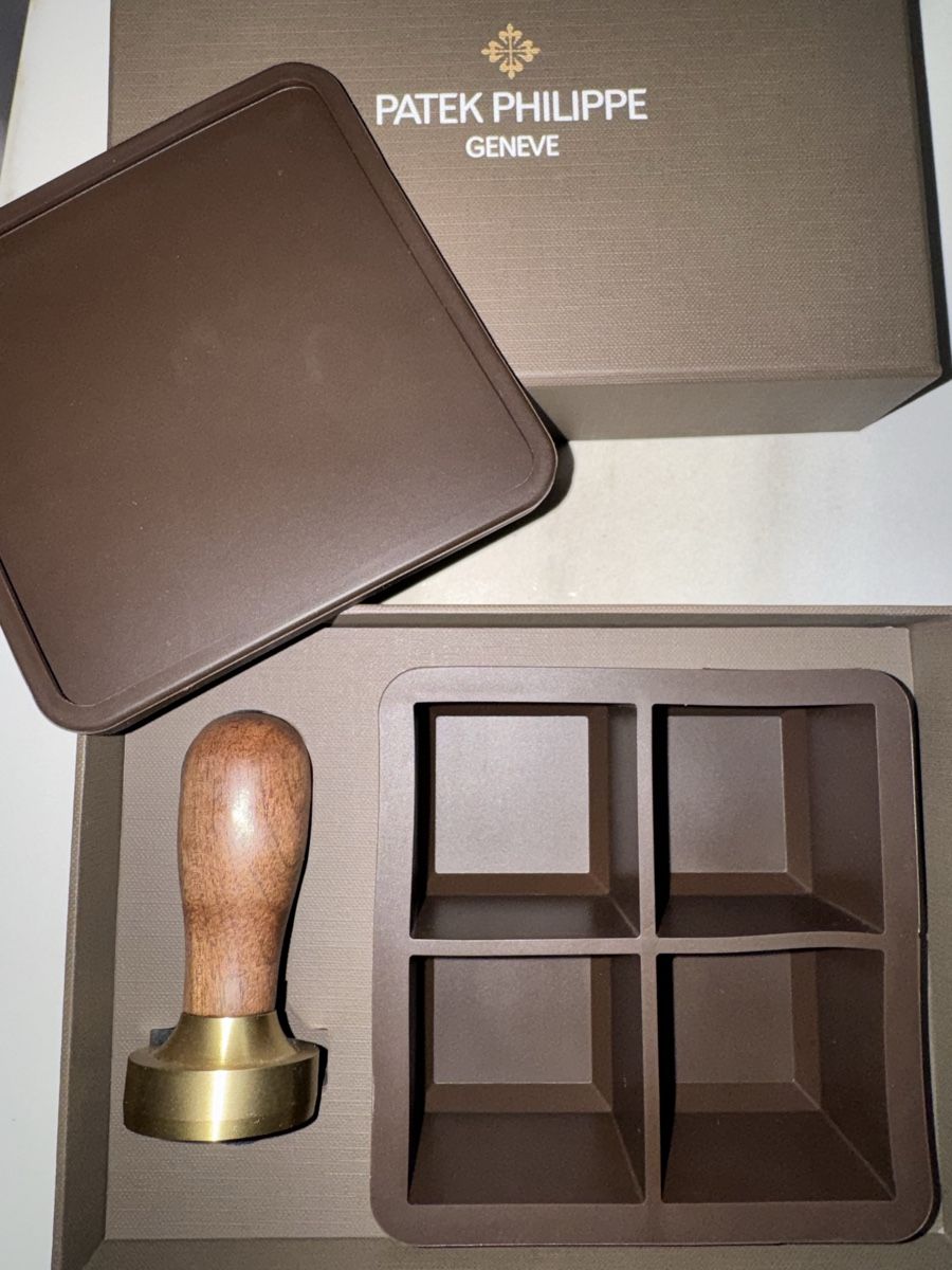 Patek Philippe Portacenere: Patek Philippe Ice Cubes  Gift Set - New Condition! – Nuovo e nell'imballaggio originale da Genève venduto da Lux_trend26 2