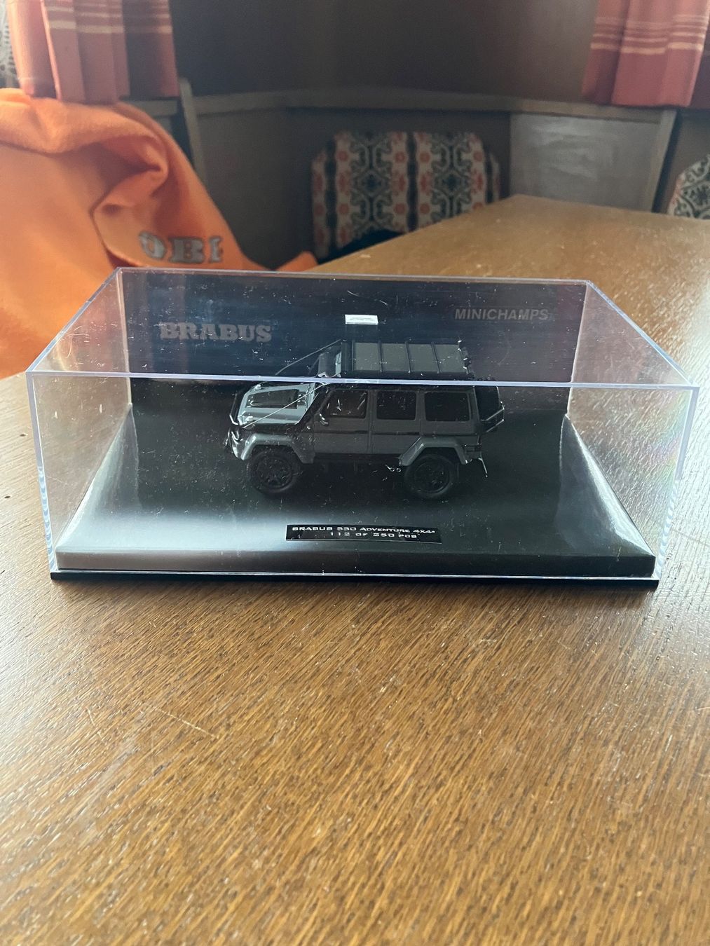 Minichamps Kit di modellismo & Modellini statici: Brabus 550 Adventure 1:43 Sammlermodell – Usato da Kandergrund venduto da RHLF 6