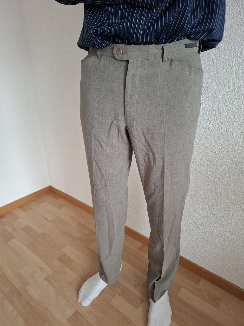 Hosen: Stoffhose – Gebraucht aus Bern von M_F20