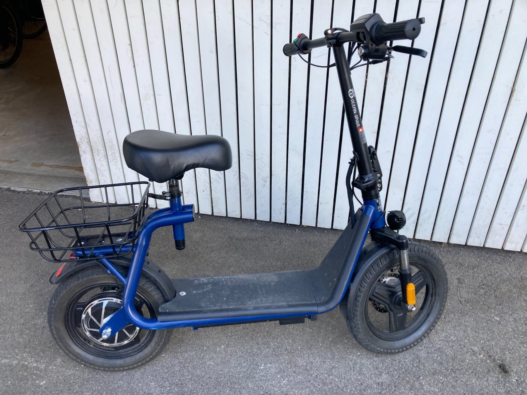 Scooters: Scooter – D'occasion à Arbon par Saab930 1