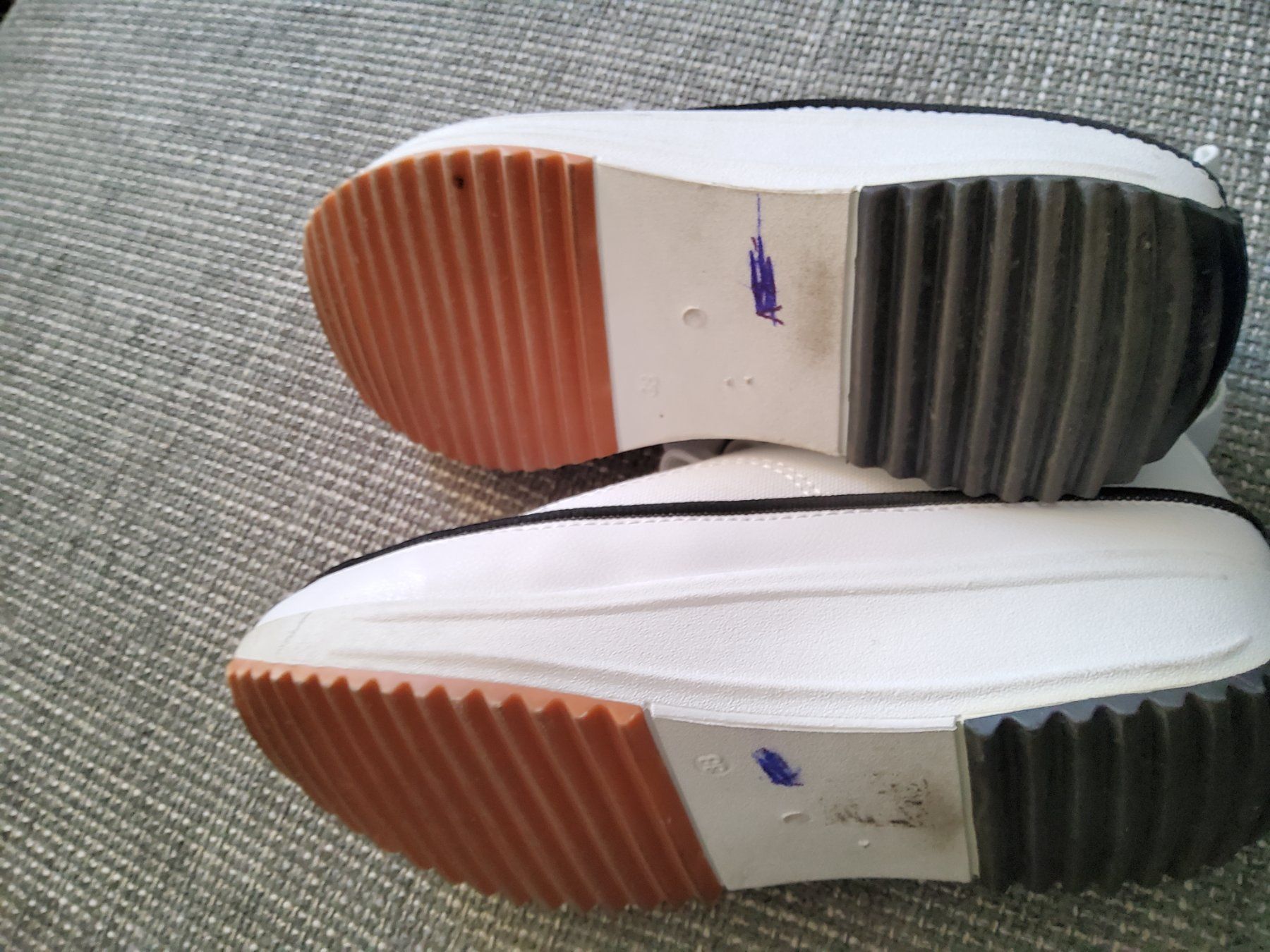 Scarpe da donna: Schöne Damen Schuhe 38 – Usato da Zürich venduto da Dalicelik 1