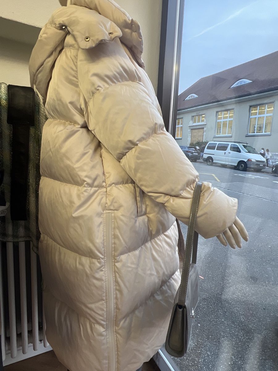 Marc Cain Cappotti: Marc Cain Wintermantel, Top Zustand! – Usato da Olten venduto da AtelierSecondhand23 2
