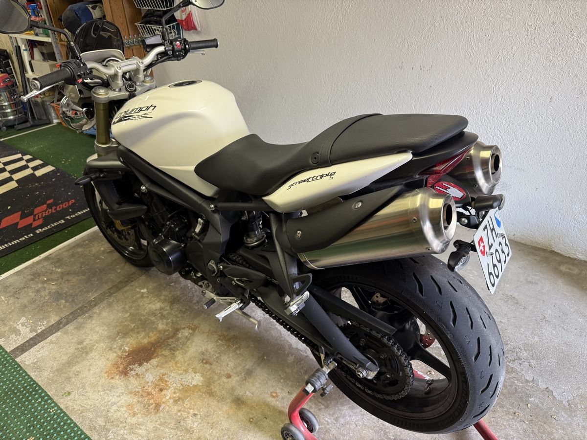 Triumph Strada: Triumph Street Triple 675 – Usato da Bauma venduto da Shotgunmann 5