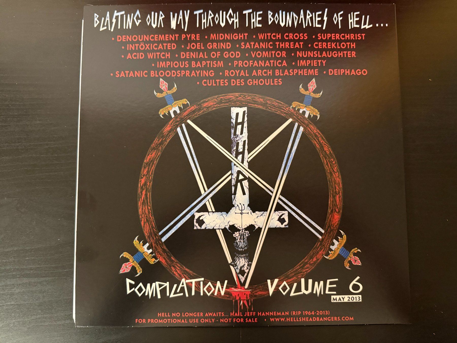 Vinyles: Various – Hells Headbangers Compilation Vol 6 [2LP US 2013] – D'occasion à Tamins par Dark-Skull-Vinyl 1