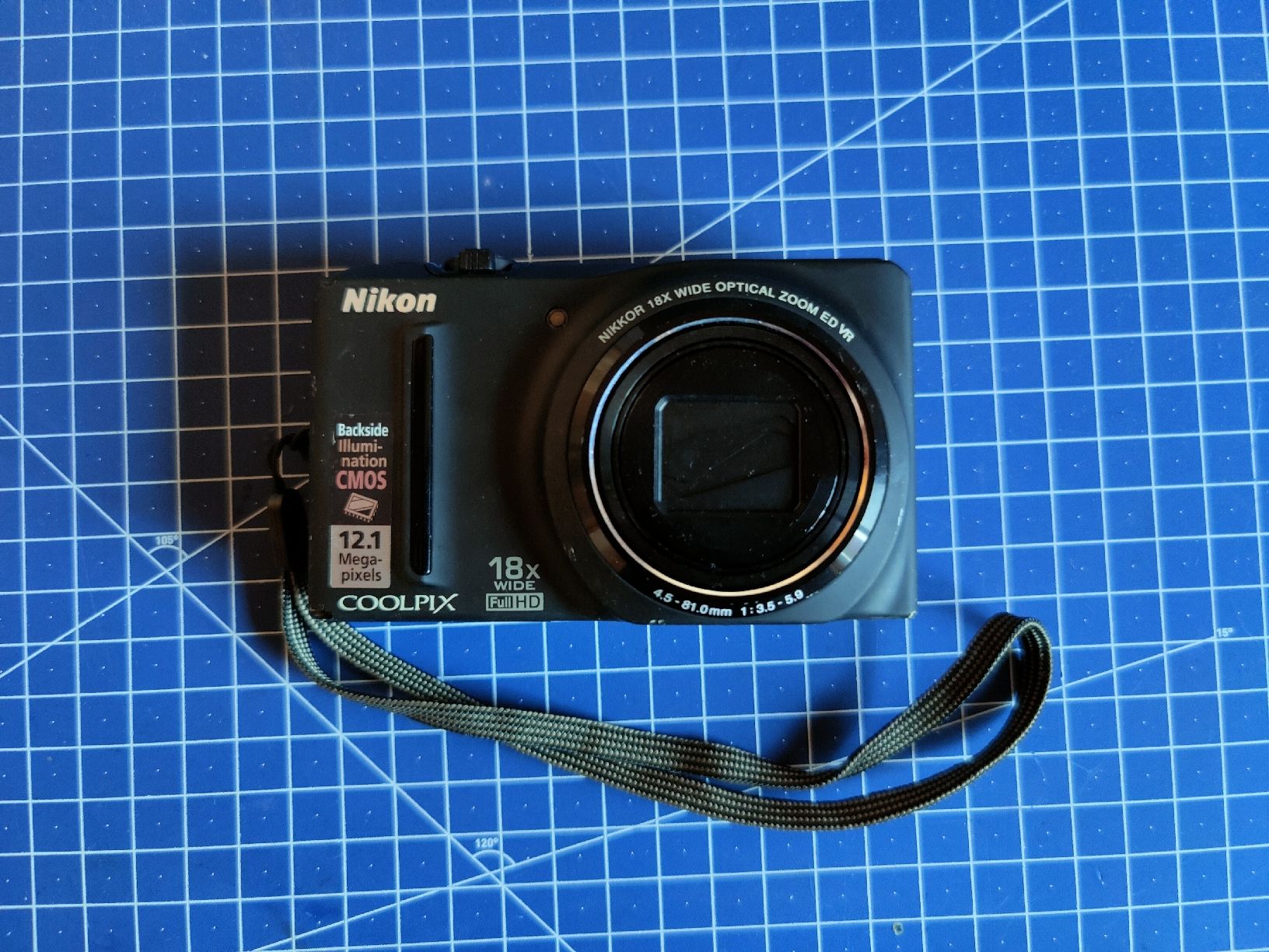 Nikon Appareil photo: Nikon coolpix S9100 – D'occasion à Saignelégier par 2CoB9
