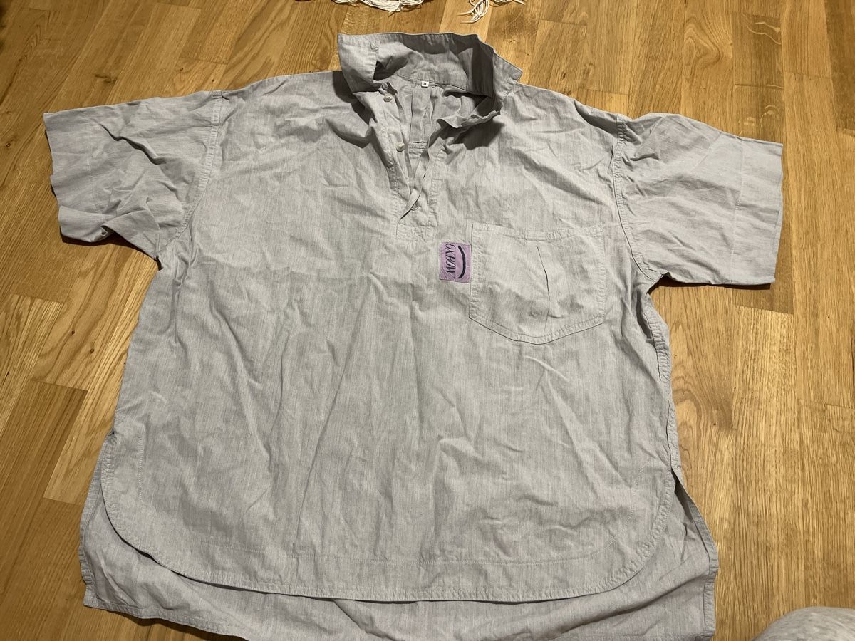 Chemises: Chemise grise – D'occasion à Le Locle par Mayd_h
