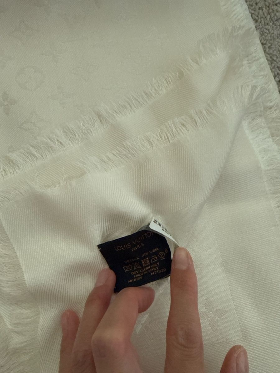Foulard & Sciarpe: Louis Vuitton Chale MNG Blanc – Nuovo e nell'imballaggio originale da Zürich venduto da ken_n7dn 2