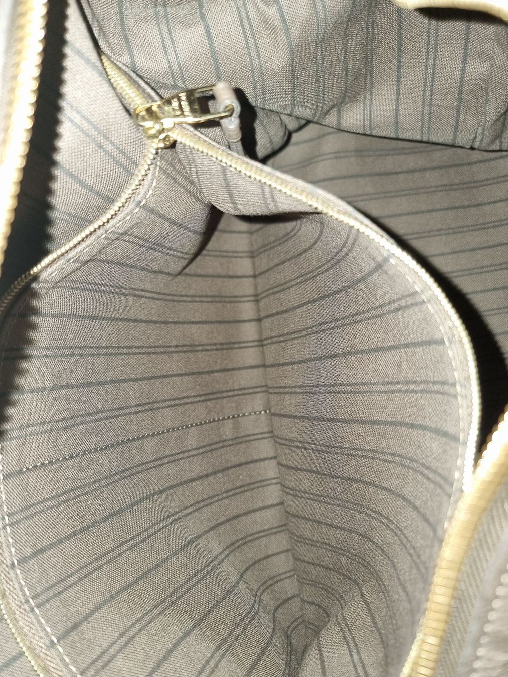 Louis Vuitton Borse: Louis Vuitton  Tasche  Lumineuse – Nuovo (secondo la descrizione) da Hildisrieden venduto da Beka23 9