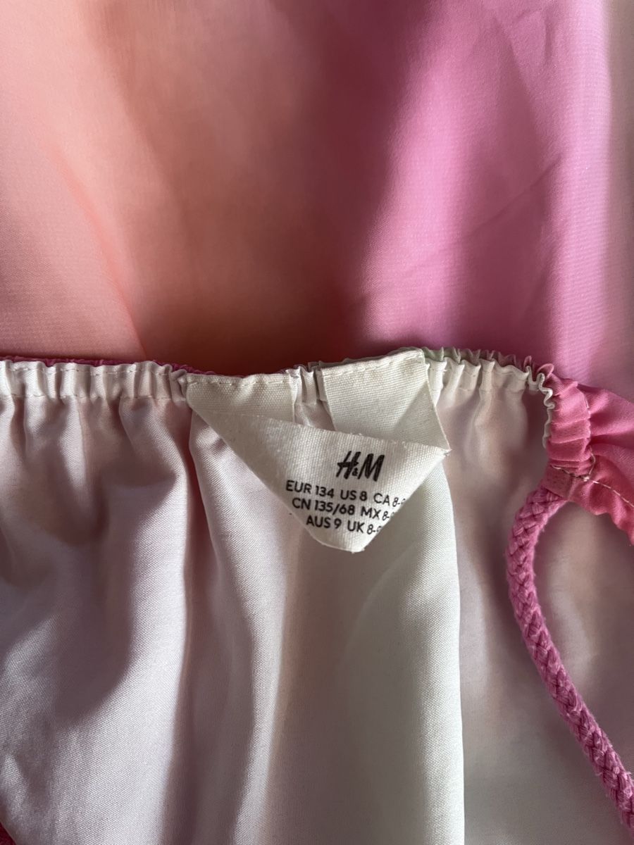 H&M Vestiti & Gonne: Sommerkleid Grösse 134 – Usato da Büren SO venduto da nadali85 2
