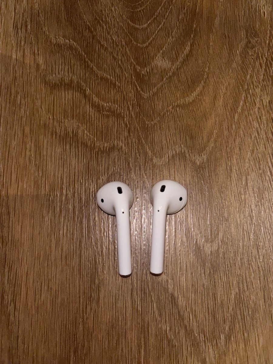 Apple Cuffie: Apple airpods 1 Generation – Usato da Bäriswil BE venduto da rac_7w5c 4