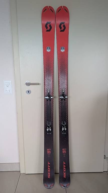 Sci: Ski rando Scott fixe ATK et peau pomoca  – Usato da avry devant pont venduto da nick18100