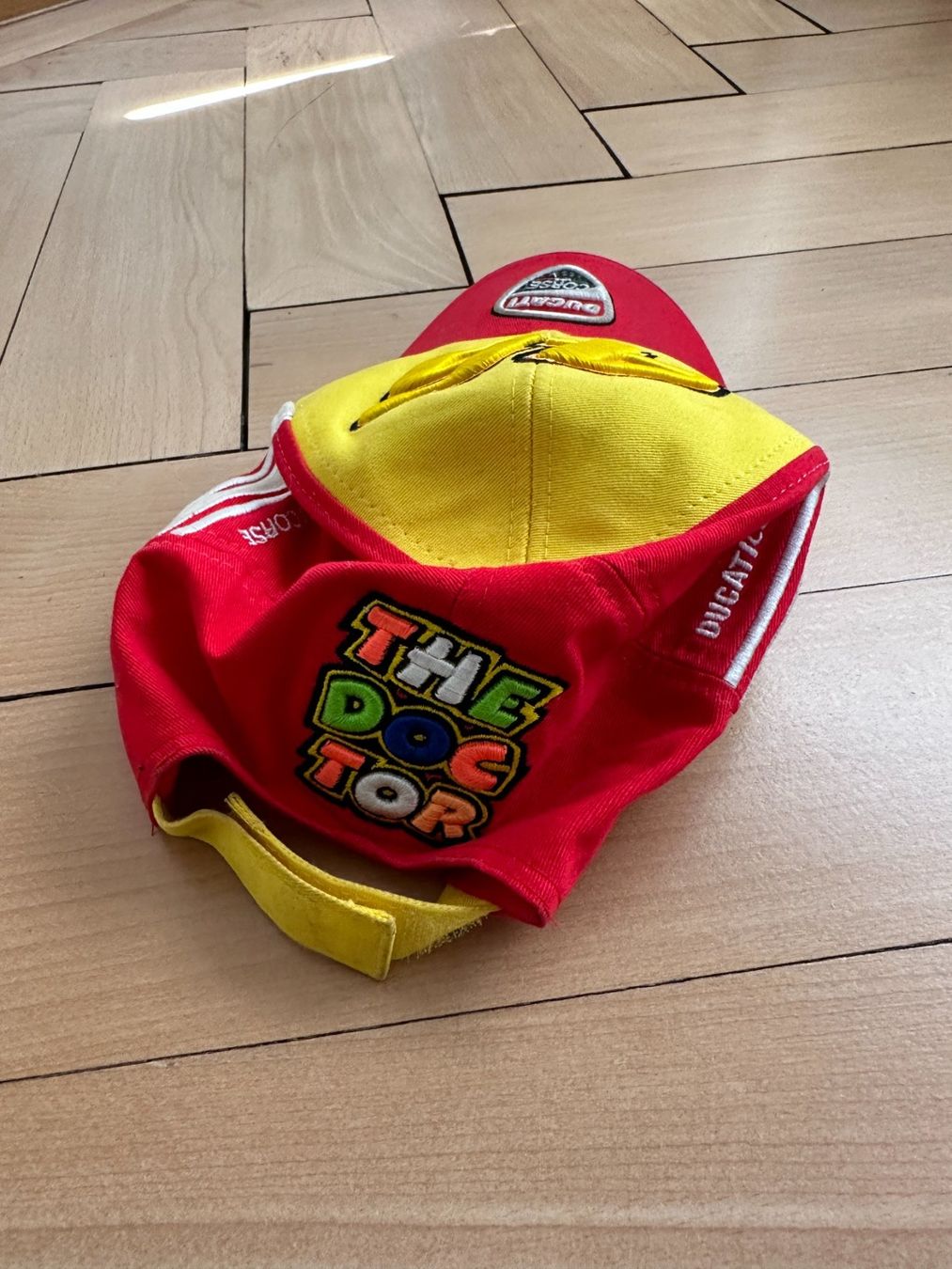Ducati Chapeaux, bonnets & casquettes: DUCATI - Vintage Cap rot-gelb – D'occasion à Zürich par Diazaio 1