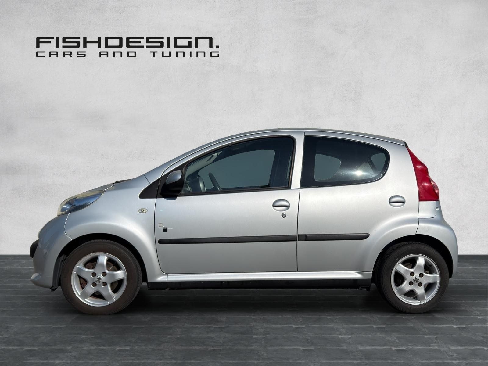 Peugeot Automobili: Peugeot 107 1.0i black&silver Edition – Usato da Tägerwilen venduto da pescatore76 1