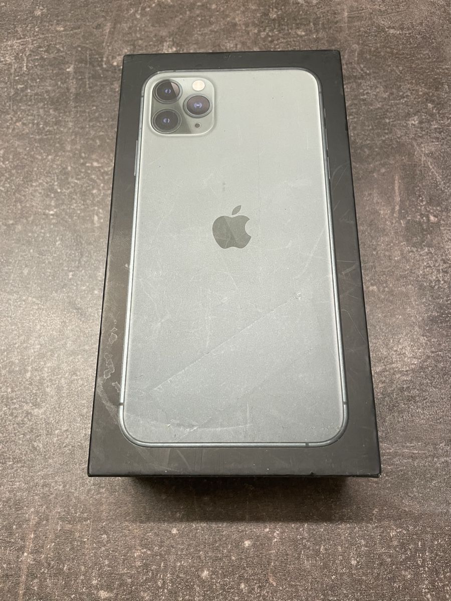 Apple Telefoni cellulari / Smartphones: Zubehör zu iPhone 11 Pro Max Midnight Green – Usato da Wettingen venduto da Serk 3