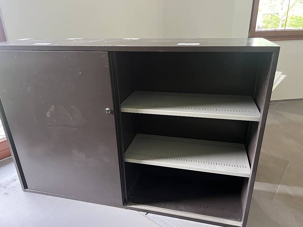 Armadi: Lista Aktenschrank aus Metall – Usato da Appenzell-Steinegg venduto da 200162 2