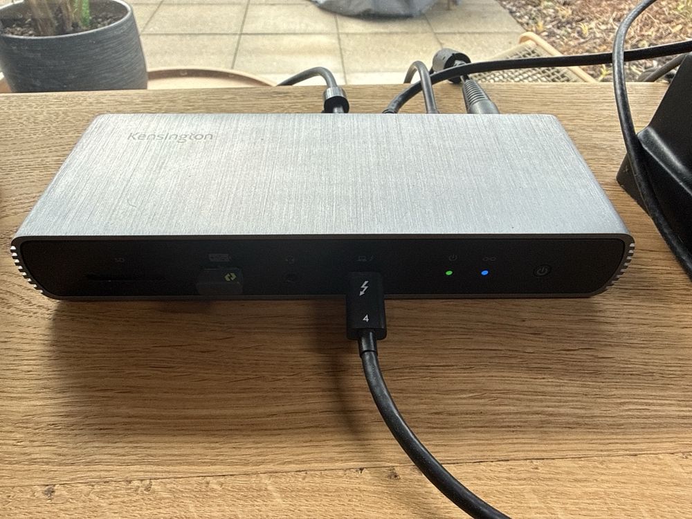 Kensington Thunderbolt 4 Docking Station (Gebraucht) in Rüschlikon für ...