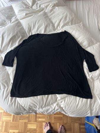 T-shirt Brandy Melville noir manches courtes taille U