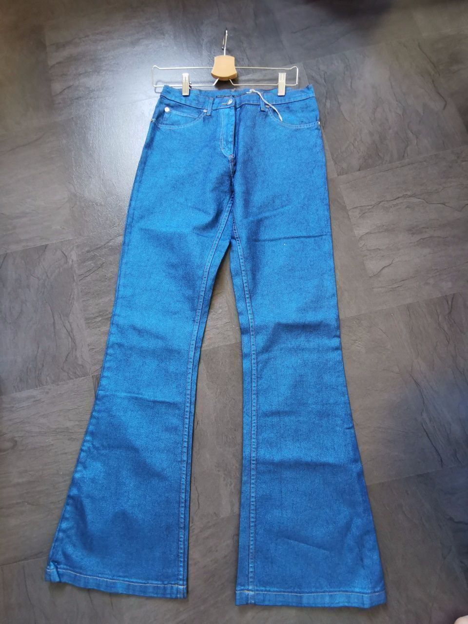 Jeans: Damen Hose Jeans blau glitzernd, Gr. 32 – Neu (gemäss Beschreibung) aus Sirnach von windrad65