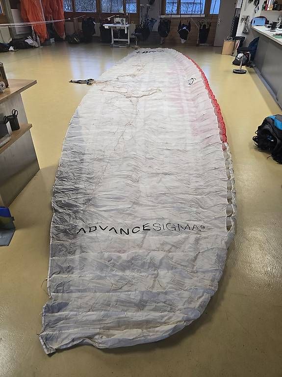 Surf: Sigma 9 27 – Usato da Matzendorf venduto da Flugschule-Jura 1