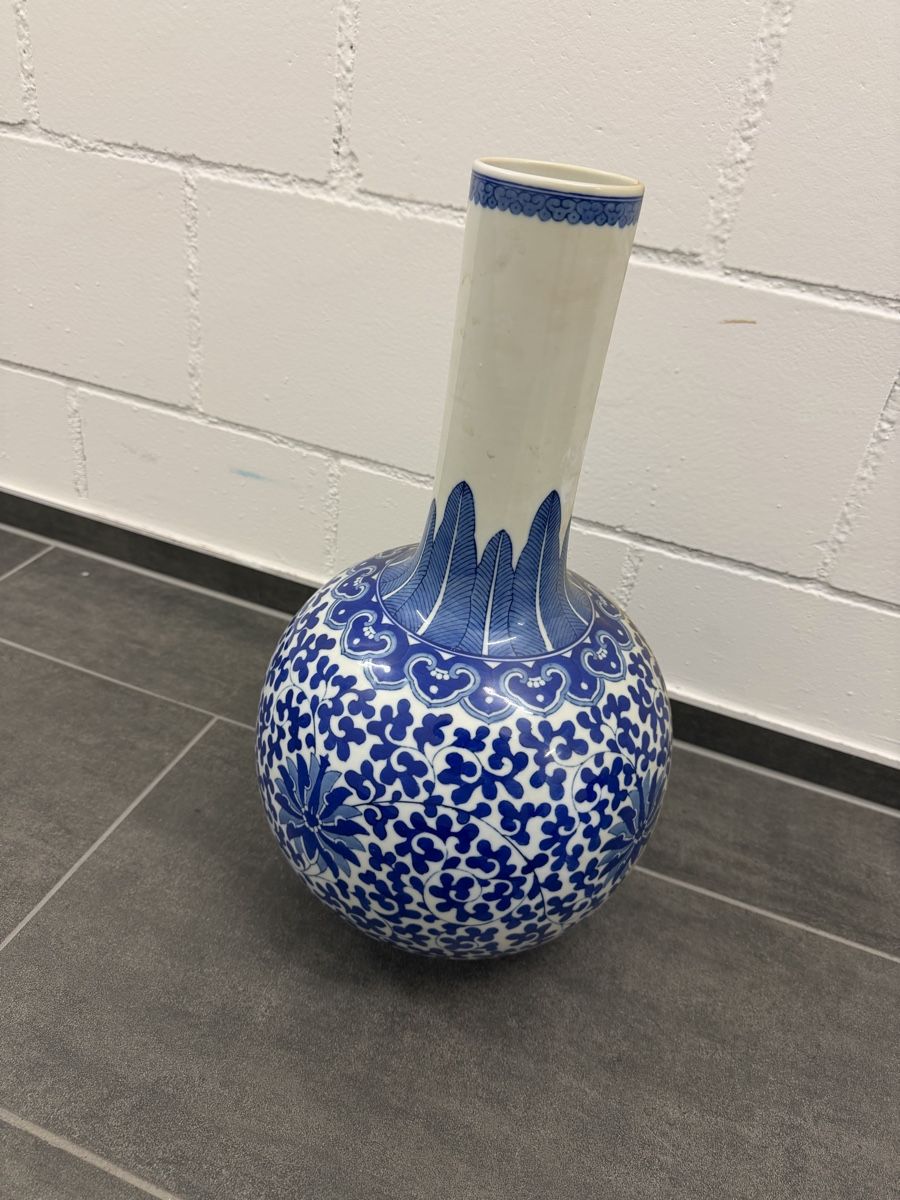 Vasi & Recipienti: Antike grosse chinesische Blau-Weiss Vase – Usato da Horn venduto da HanSolo.
