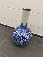 Antike grosse chinesische Blau-Weiss Vase