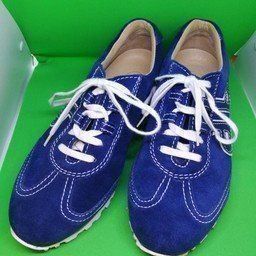 Damenschuhe: Sneaker dirndl + bua – Neu (gemäss Beschreibung) aus Seewen SZ von pakosshop