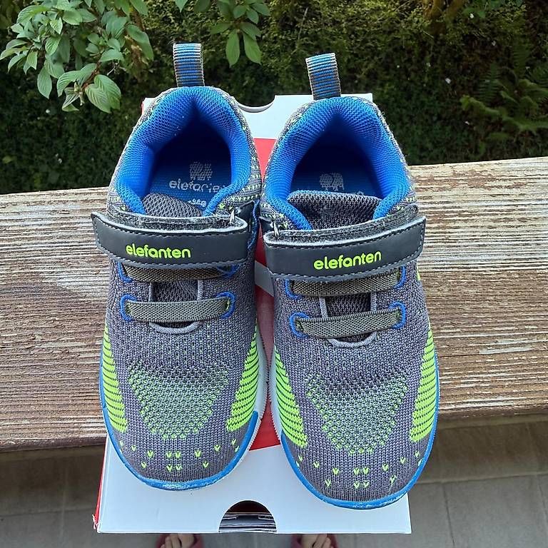 Scarpe per ragazzi: Elefanten Turnschuhe Gr. 24 – Usato da St-Prex venduto da kaz_2kyk