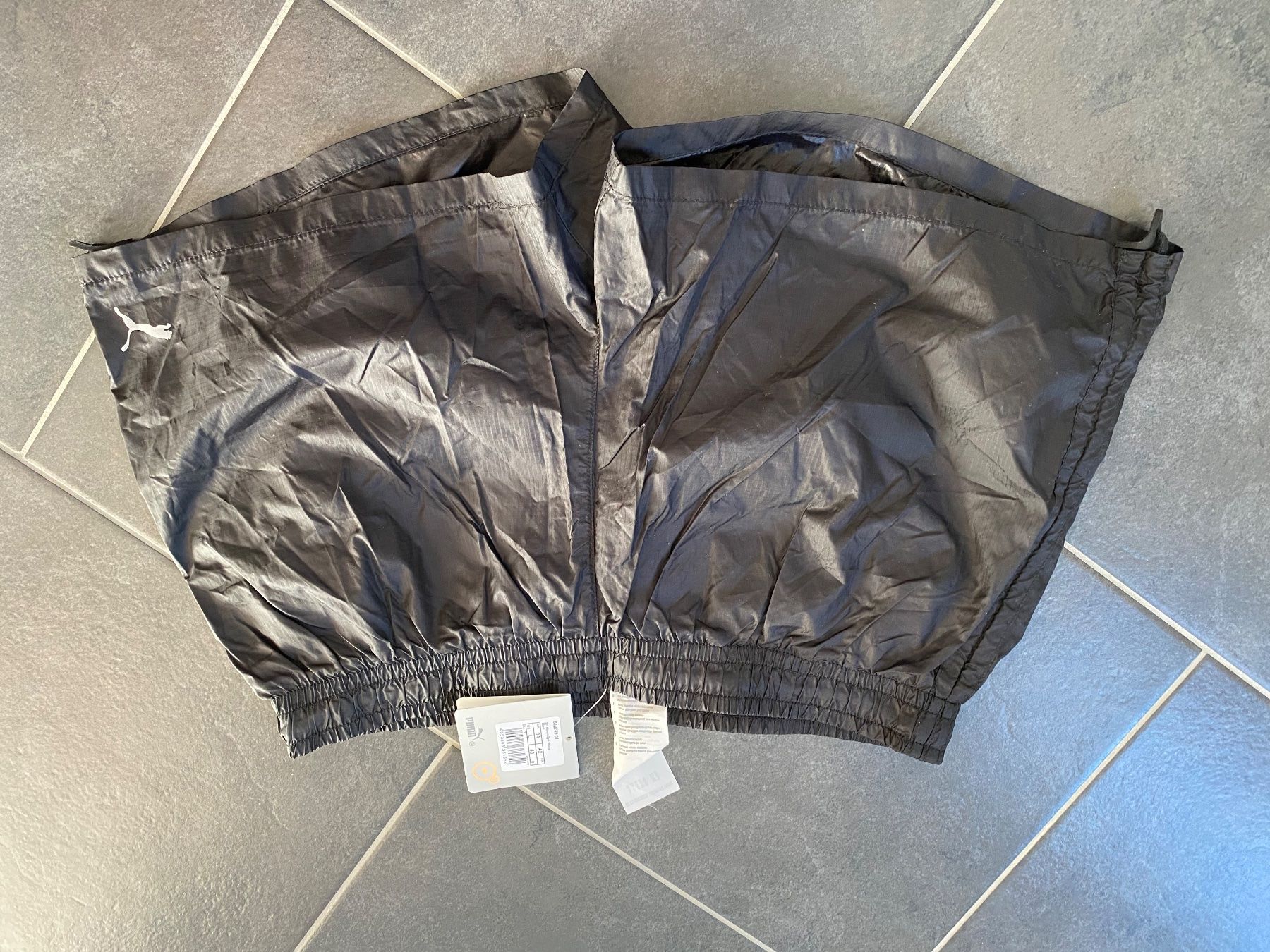 Puma Pantaloni: Puma Shorts, Gr. 40, neu! – Nuovo e nell'imballaggio originale da Summaprada venduto da hirschuh506 2