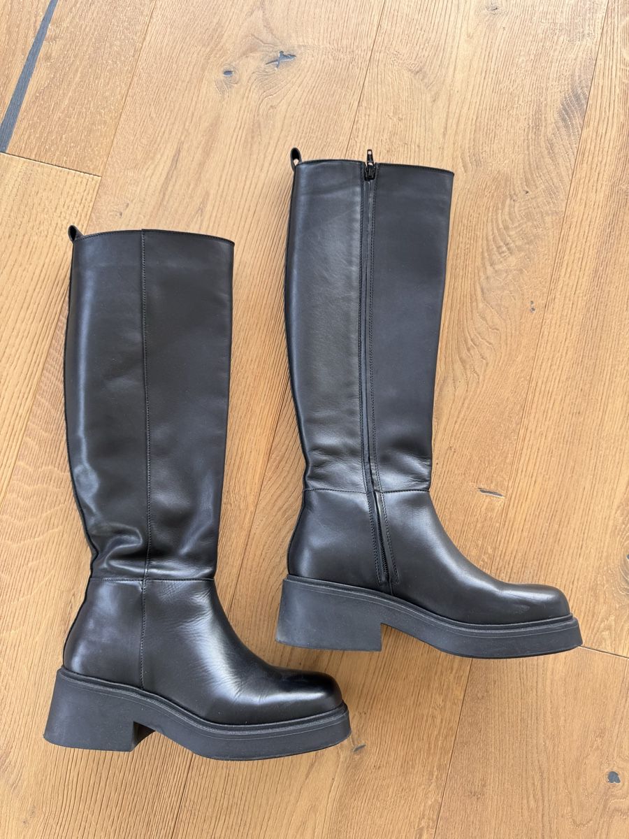 Damenschuhe: ZIGN Leder Plateaustiefel in schwarz Gr. 38 – Gebraucht aus Altendorf von PiaLang 1