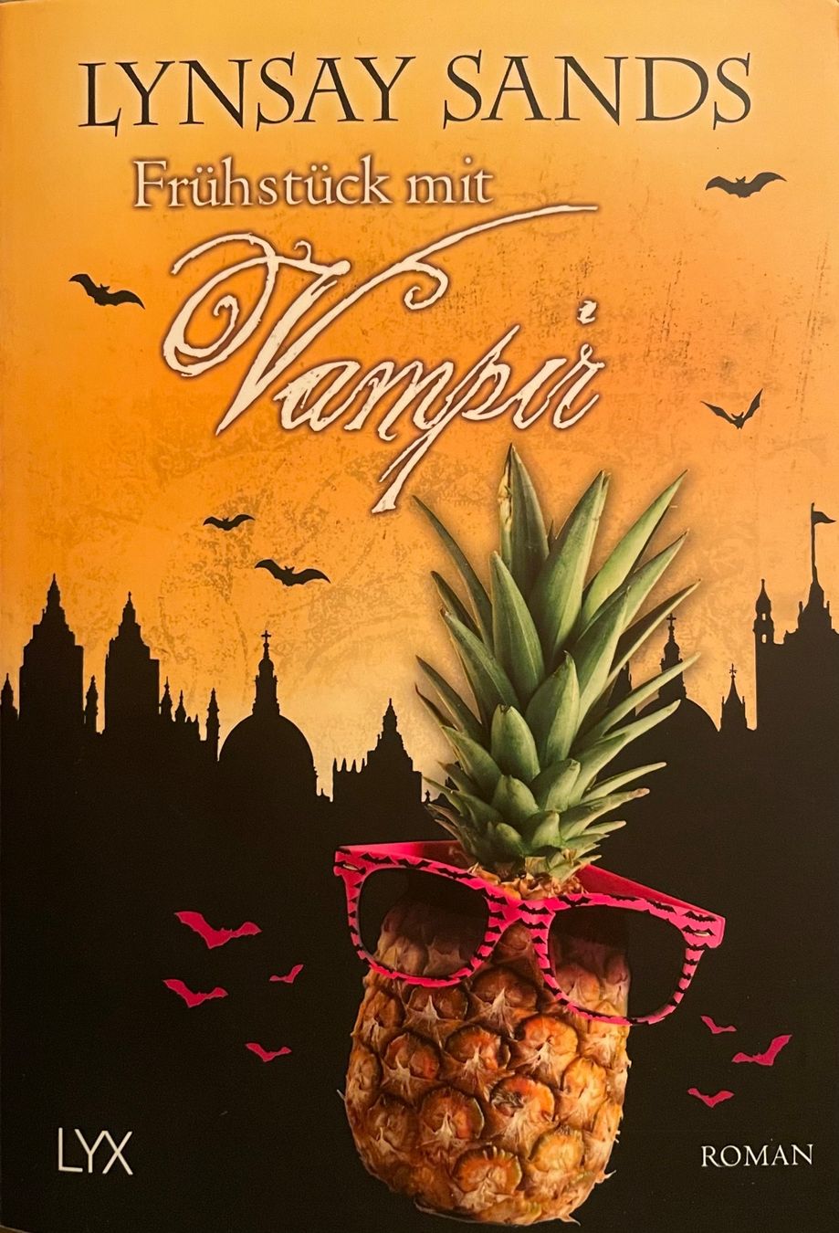 Libri: FRÜHSTÜCK MIT VAMPIR - LINSAY SANDS - TASCHENBUCH – Usato da Buchs AG venduto da fischli610