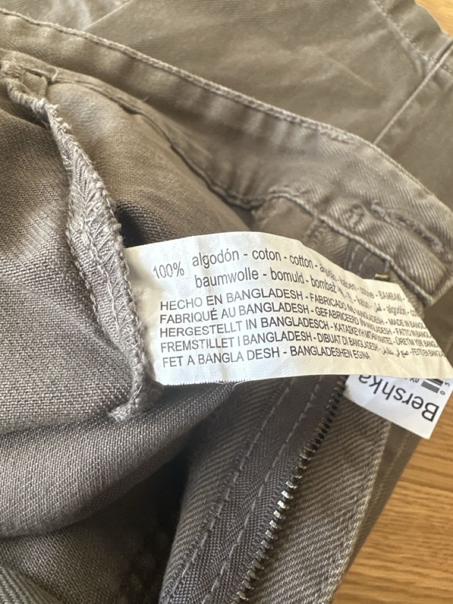 Bershka Hosen: Bershka Cargo Pants Grey Size 38 – Gebraucht aus Brittnau von iBazuka 3