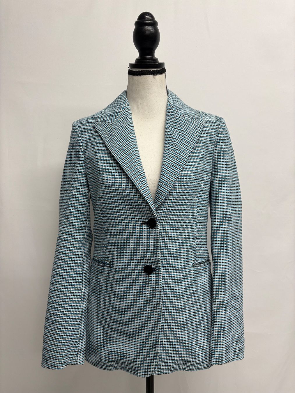 Maje Giacche: Maje Vikar Blazer Gr. 36 kariert hellblau schwarz – Nuovo (secondo la descrizione) da Regensdorf venduto da secondchancefashion 1