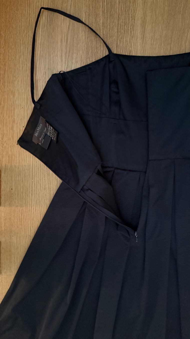 Max Mara Kleider: Klassisches MAX MARA KLEID schwarz Coco Abendkleid – Gebraucht aus Faulensee von Liebes_Kind_2019 6