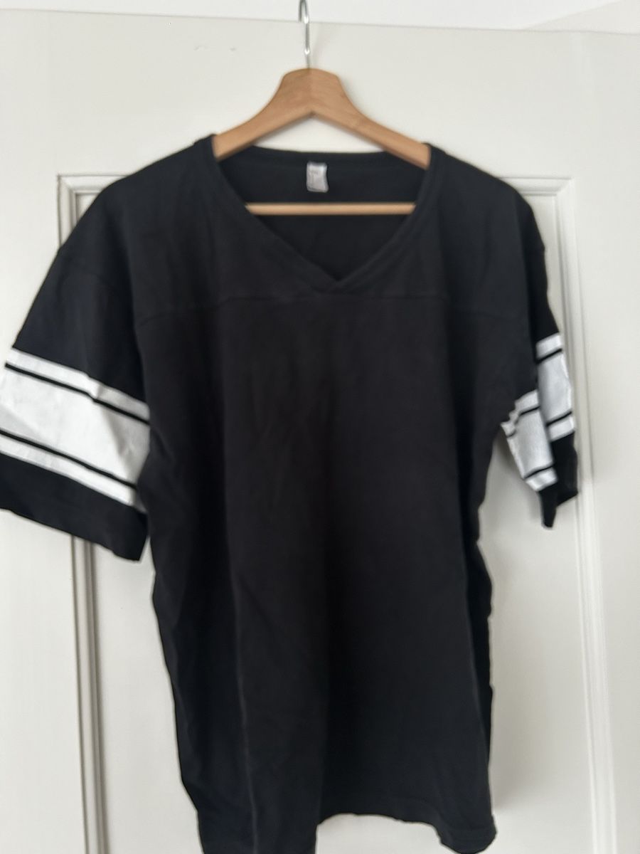 T-shirt: american apparel tshirt – Usato da Zürich venduto da ema_li 1