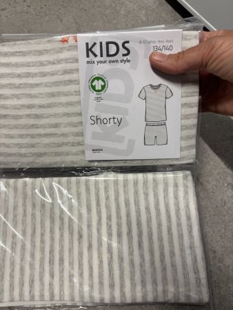Pyjama shorty 134 - 140 neuf