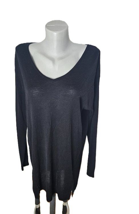 H&M Vestiti: H&M leichtes Strick Kleid Gr. M Schwarz – Usato da Füllinsdorf venduto da Sunnebliemli7