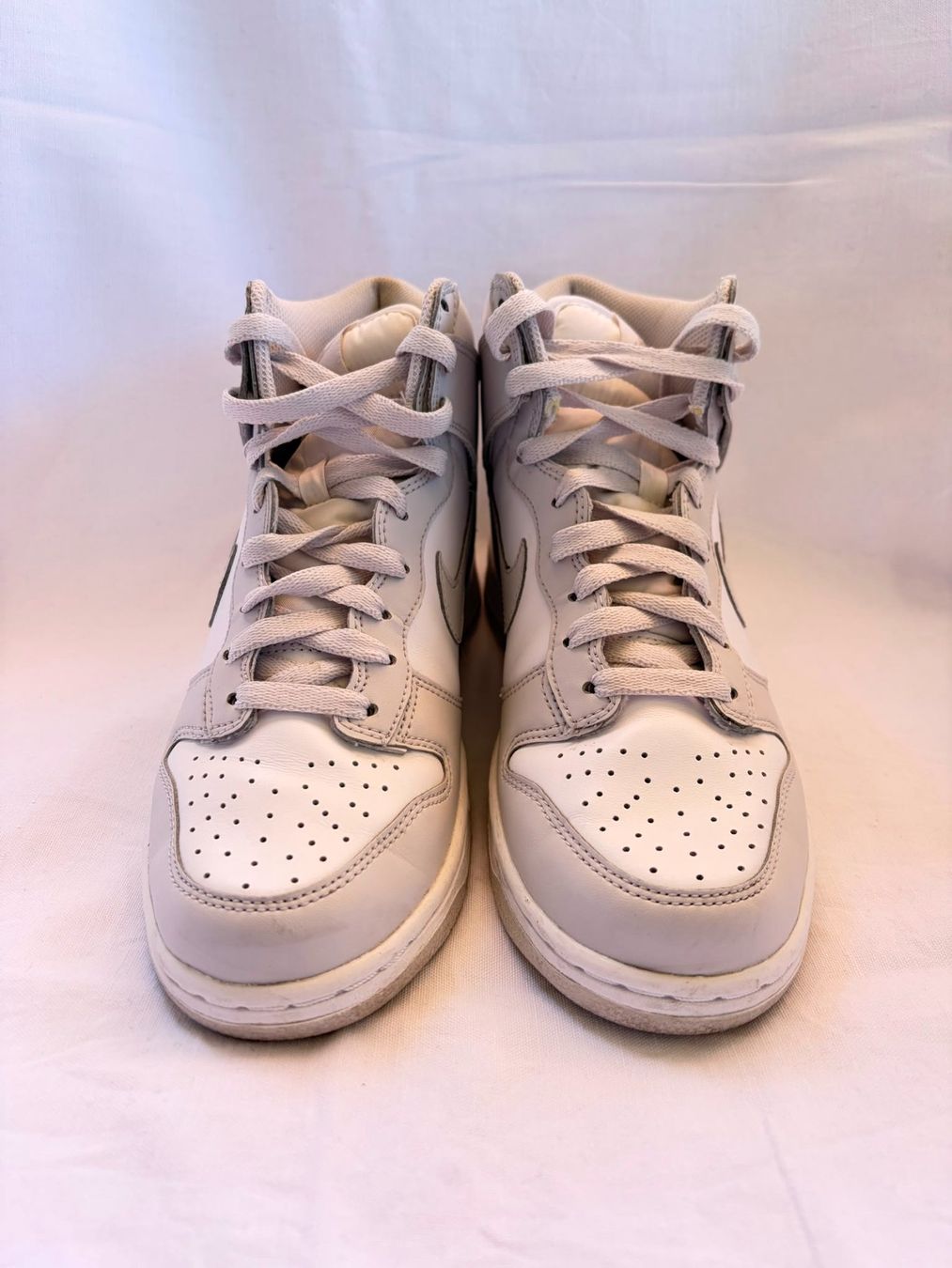 Nike Scarpe da uomo: Nike Dunk High weiss/grau, Gr. 38.5 – Usato da Neuendorf venduto da jas_j5nc 1