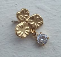 KleinnGlücks-Schmuckanhänger, Gold mit Zirkonia.