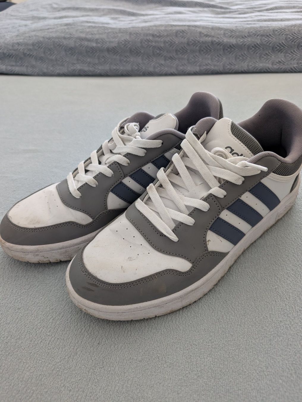Adidas Scarpe da uomo: Adidas Sneaker Grösse 43 gebraucht – Usato da Heerbrugg venduto da Shuyin 2