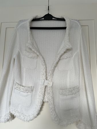 Marc Cain Tweed Jäckchen Grösse 3, neuwertig!