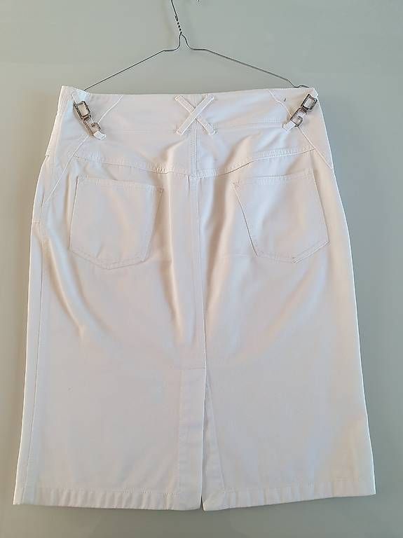 Dolce & Gabbana Röcke: Jupe mi-longue Dolce & Gabbana, blanc – Gebraucht aus Grand-Lancy von kri_qk5y 1