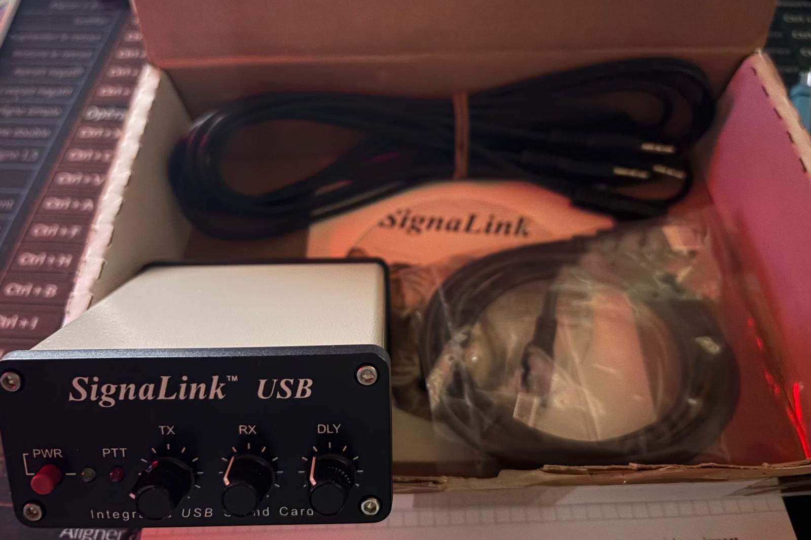 Funktechnik: SignaLink USB avec accessoires – Gebraucht aus Massonnens von Birba1983