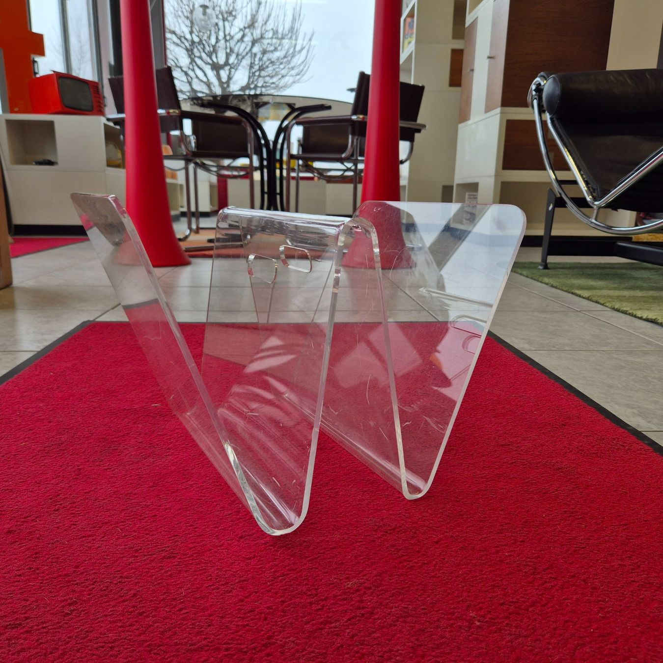 Sonstiges für Haushalt & Wohnen: Acryl Magazin Rack, Zeitungsständer Plexiglas – Gebraucht aus Nottwil von Wondewa-Shop 8